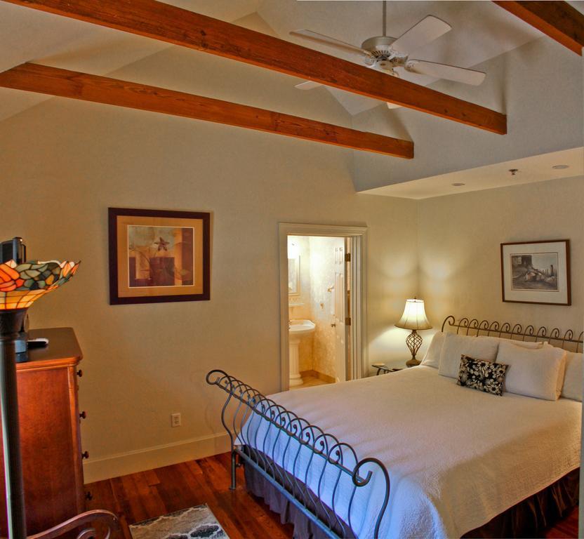 Night Swan Intracoastal Bed & Breakfast New Smyrna Beach Extérieur photo