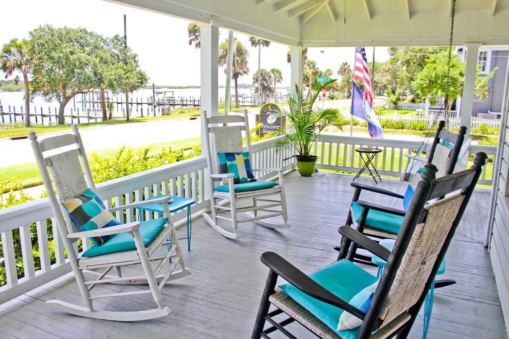 Night Swan Intracoastal Bed & Breakfast New Smyrna Beach Extérieur photo