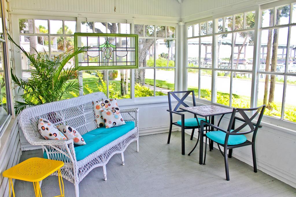 Night Swan Intracoastal Bed & Breakfast New Smyrna Beach Extérieur photo