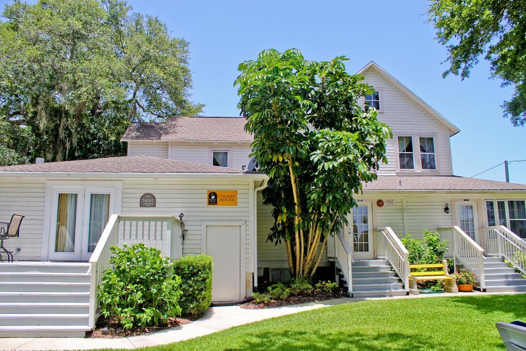 Night Swan Intracoastal Bed & Breakfast New Smyrna Beach Extérieur photo