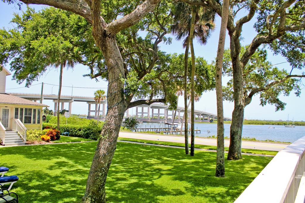 Night Swan Intracoastal Bed & Breakfast New Smyrna Beach Extérieur photo