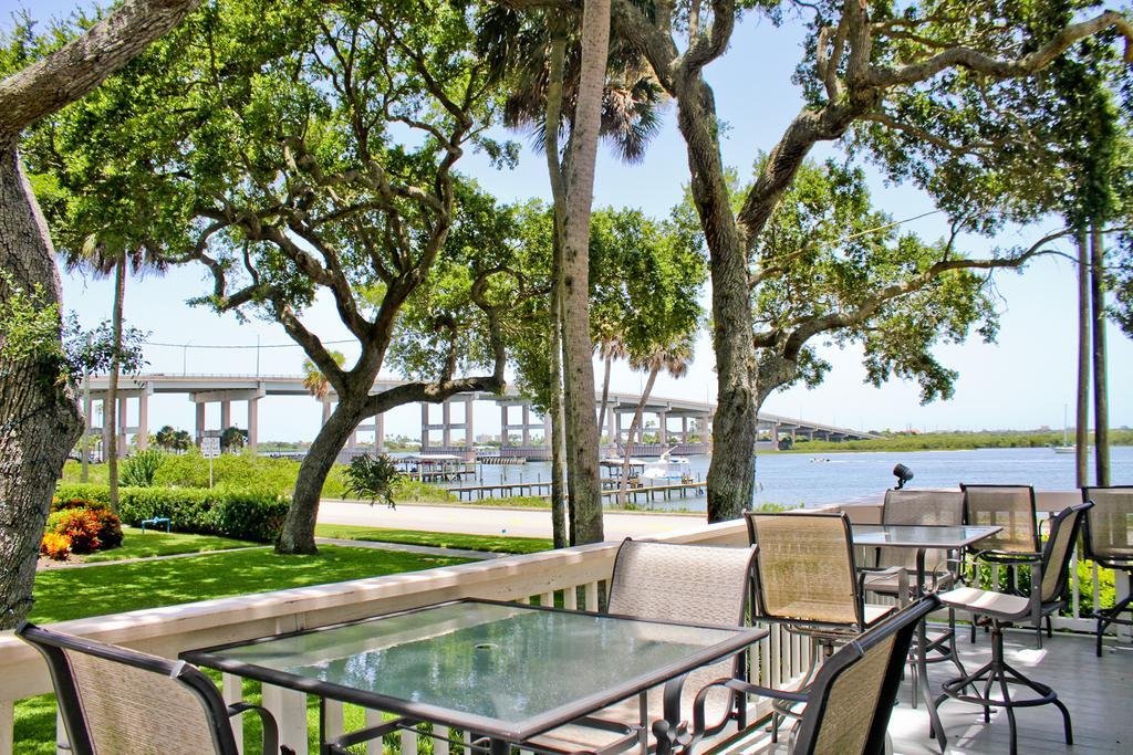 Night Swan Intracoastal Bed & Breakfast New Smyrna Beach Extérieur photo